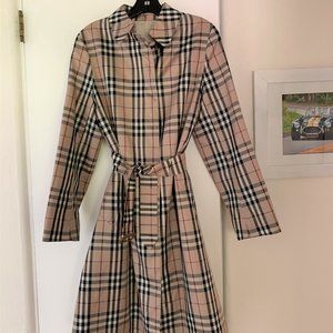 Burberry rain coat